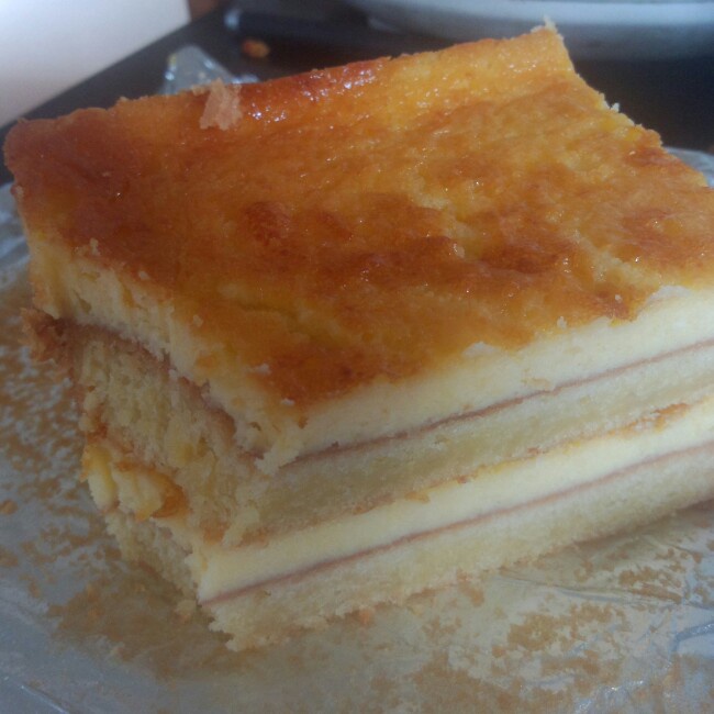 杏仁乳酪双层蛋糕块