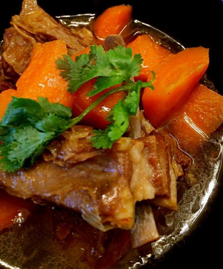 红焖羊排的做法