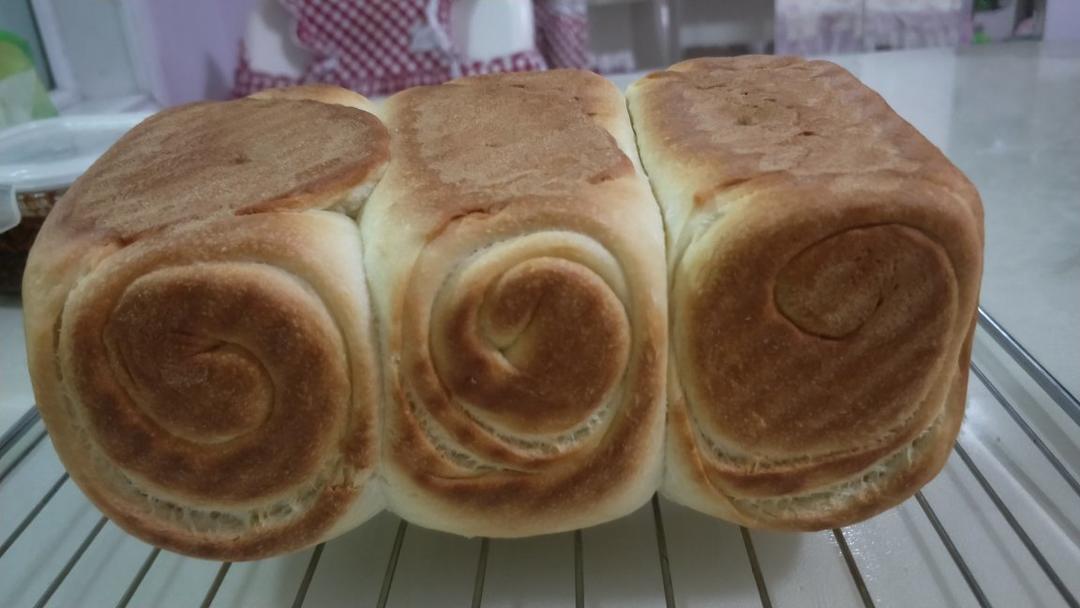 只需一次发酵的超软吐司（附面包机揉手套膜攻略）