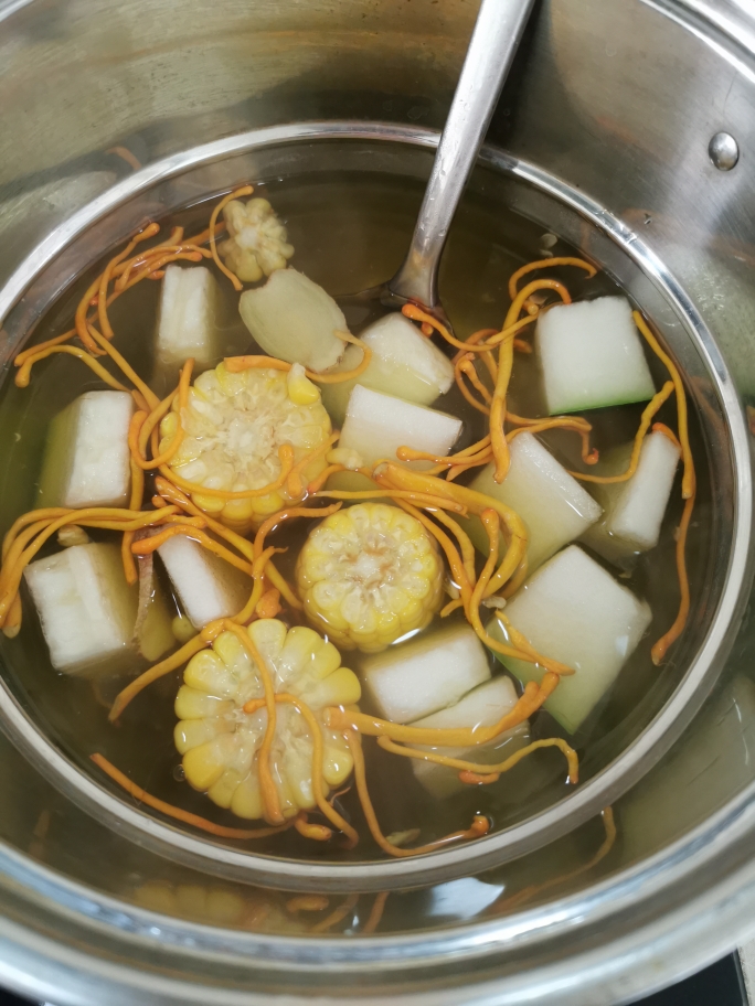 纯素食无五辛：虫草花玉米冬瓜汤的做法 步骤2