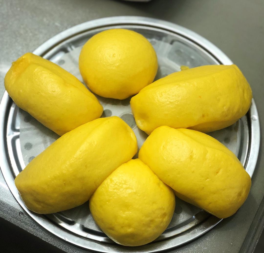 新手也可以--详解如何做出人见人爱、金黄的南瓜馒头