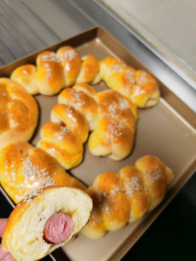一次发酵迷你香肠小面包卷