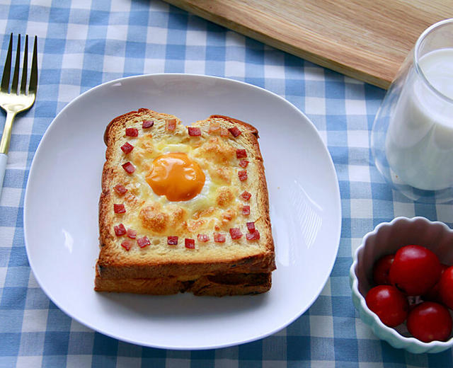 15分钟搞定一道烤箱菜丨快手美味早餐：鸡蛋芝士烤土司的做法
