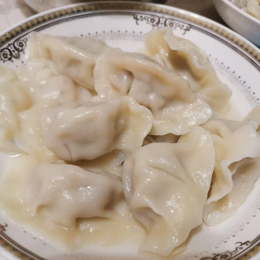 香菇肉馅饺子