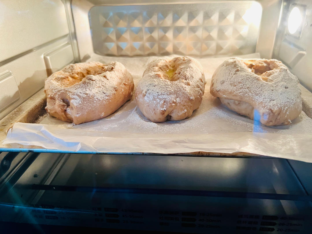 法式焦糖核桃软欧包