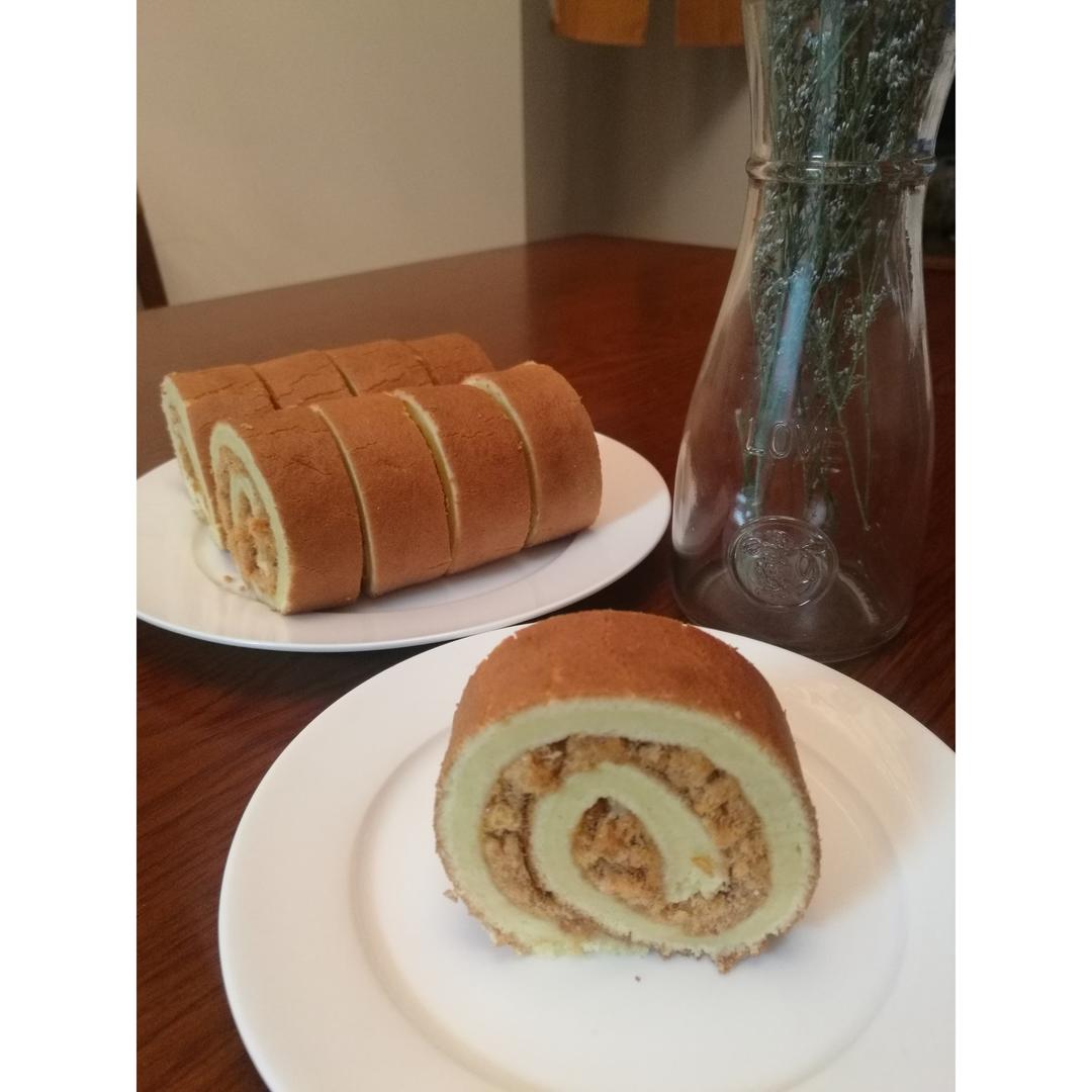肉松戚风蛋糕卷