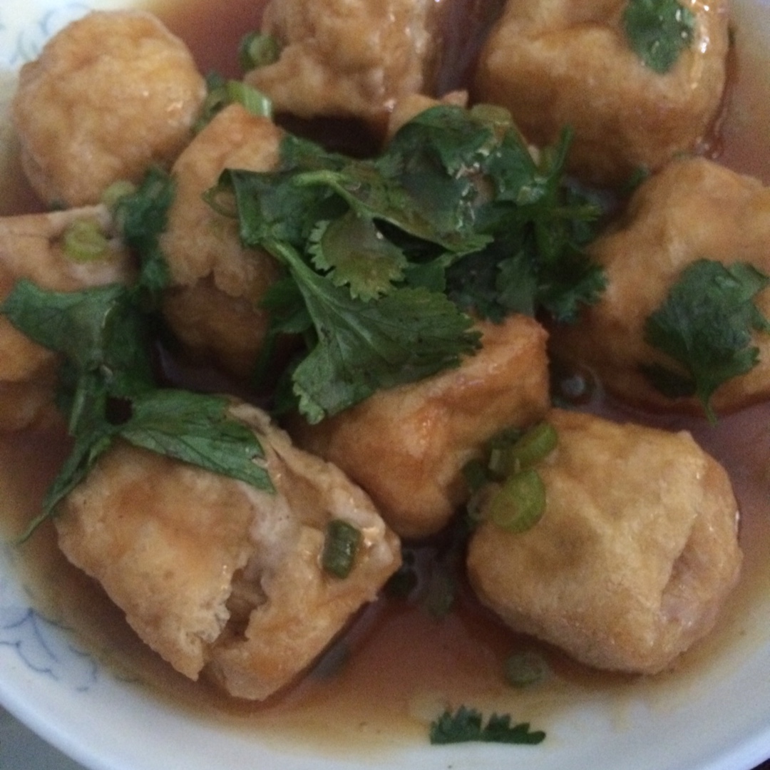豆腐泡囊菇肉