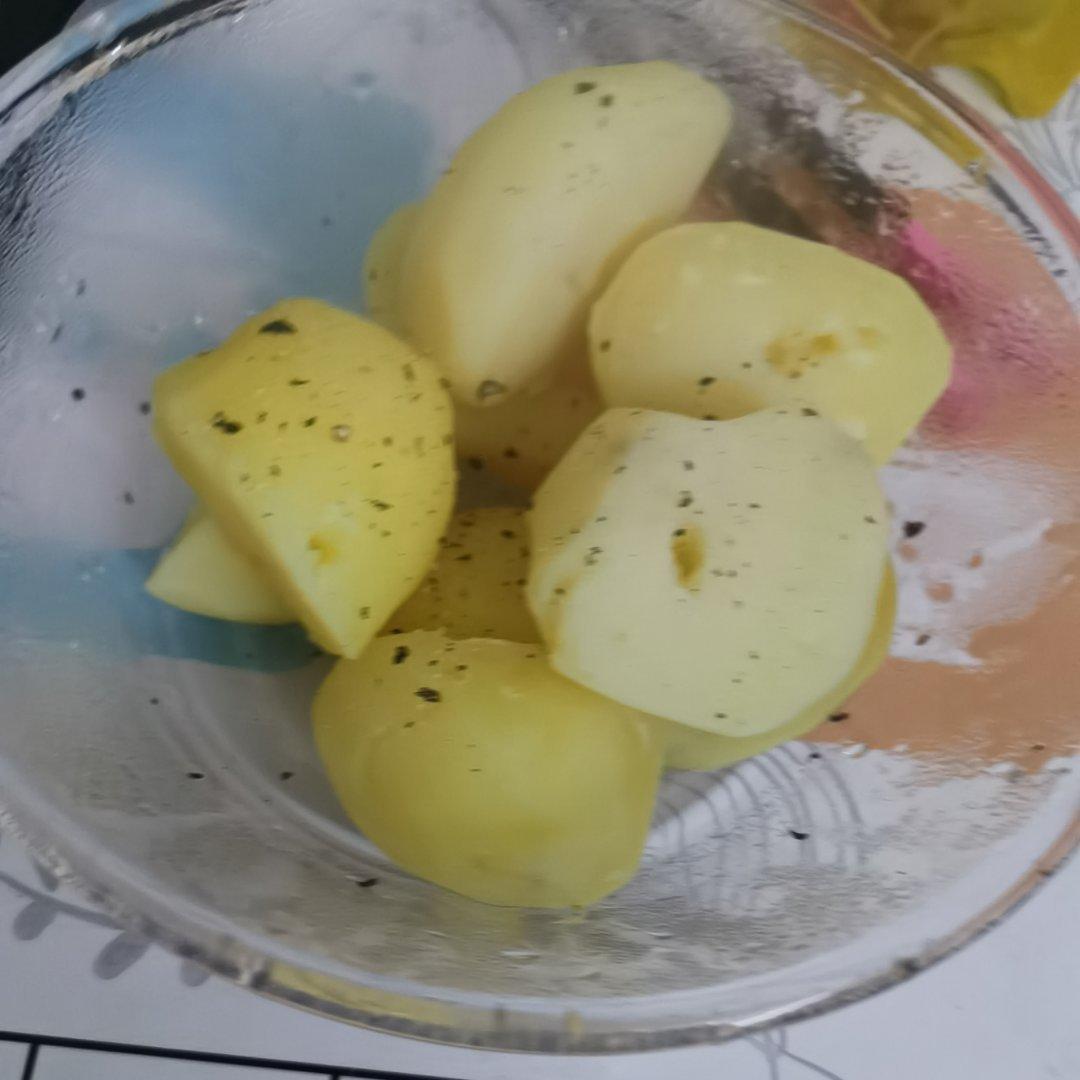 【小煮锅一人食】鸡蛋羹+水煮土豆胡萝卜