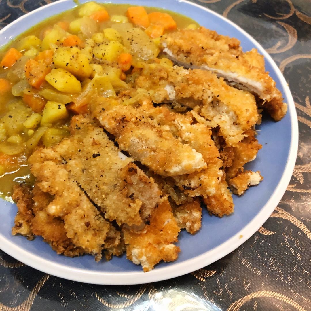 小小廚amanda做的香酥咖喱豬排飯