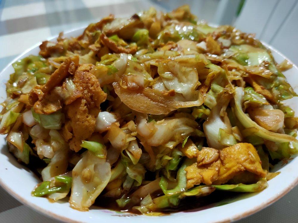 粉丝包菜杏鲍菇炒鸡蛋