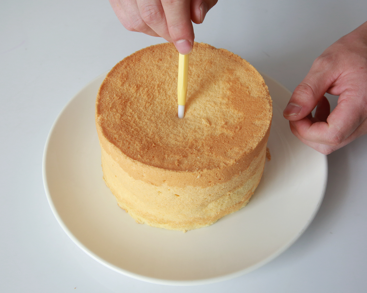 爆浆海盐奶盖蛋糕(加高戚风蛋糕）的做法 步骤18