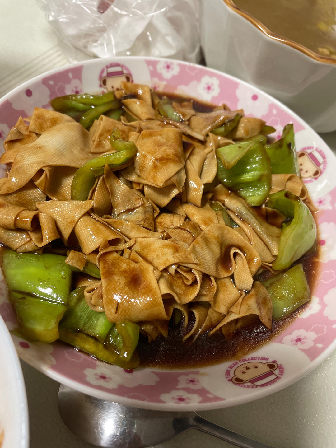 尖椒炒干豆腐