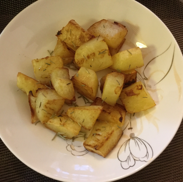 迷迭香煎小土豆