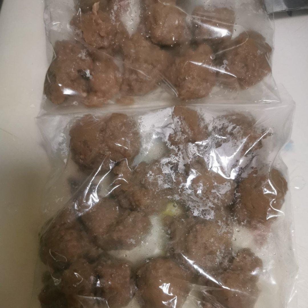 自制Q弹牛肉丸（搅拌机版）（不用手打也能上筋）