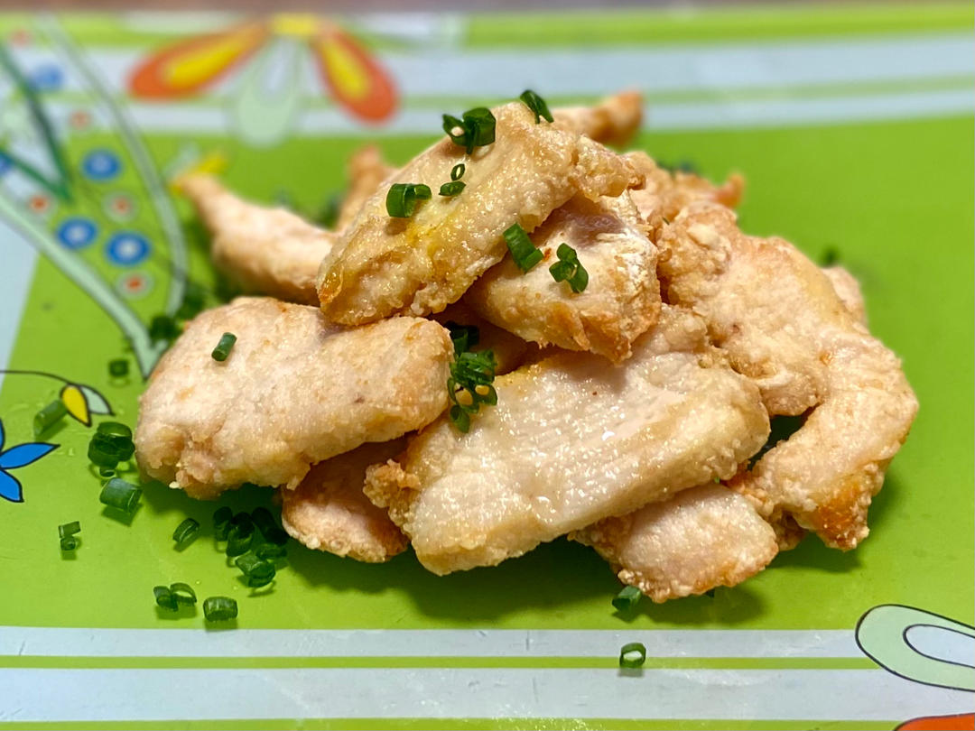 鸡胸肉做的小酥肉😋外酥里嫩好吃地停不下来❗️