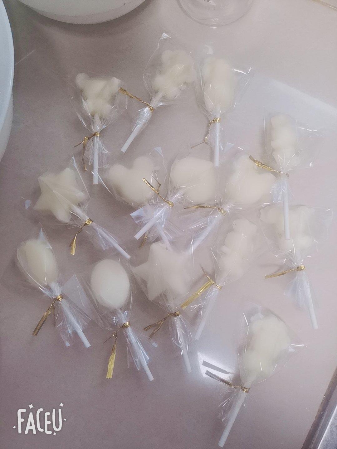 奶酪棒（秒杀市面上的妙可蓝多、女儿每天至少吃两支）