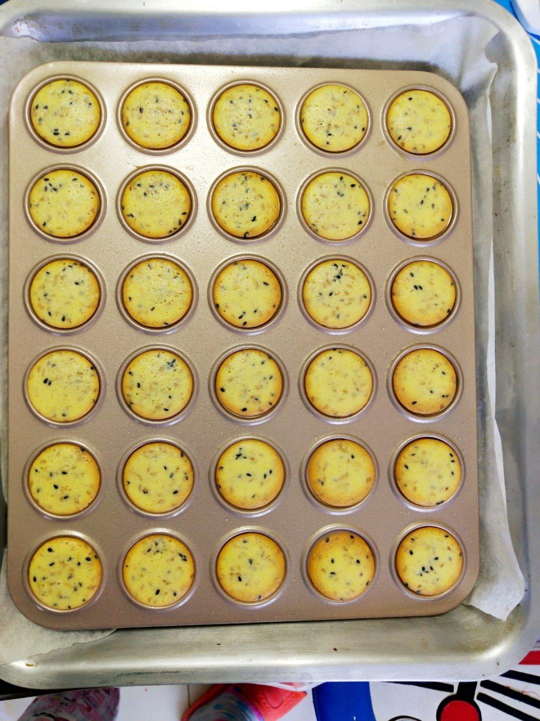 芝麻鸡蛋薄脆饼干