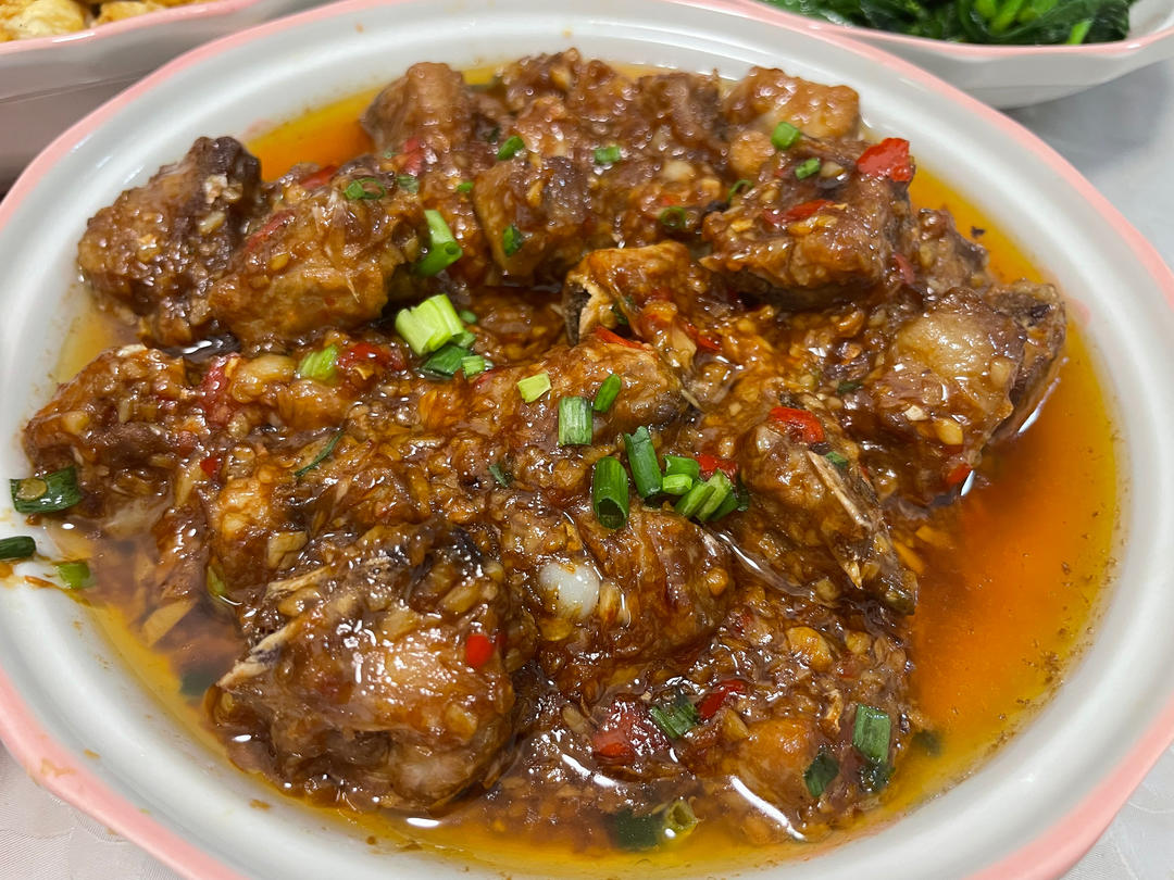完美复刻中餐厅38块钱一份的椒盐排骨，骨香肉烂，好吃到吮手指