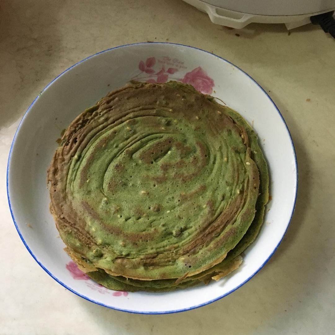 用蛋卷机快手做蛋卷（黄油版和香葱素油版）