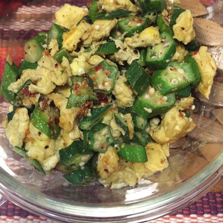 秋葵炒鸡蛋