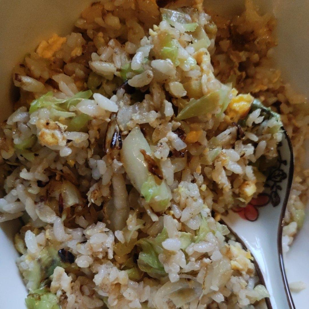 白菜鸡蛋炒米饭