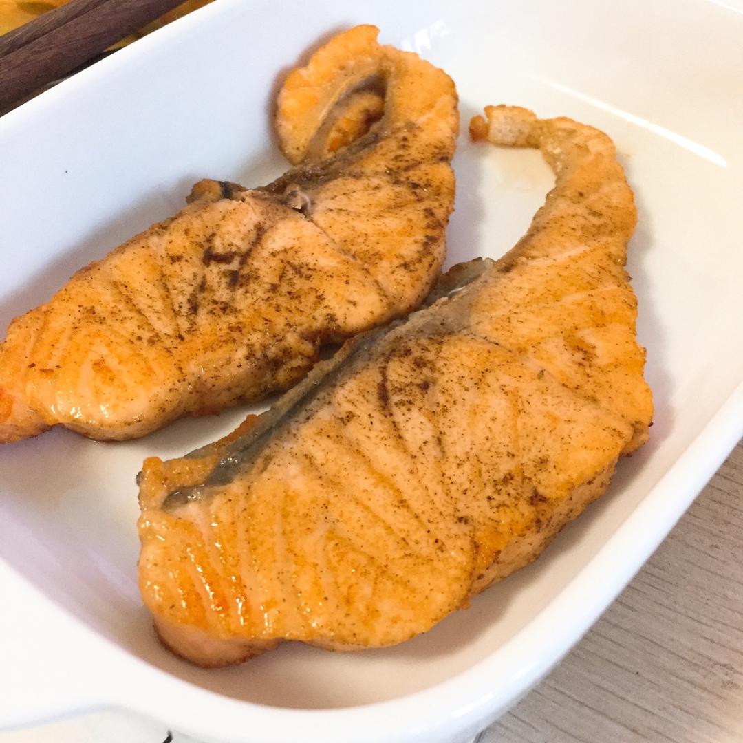 香煎三文鱼