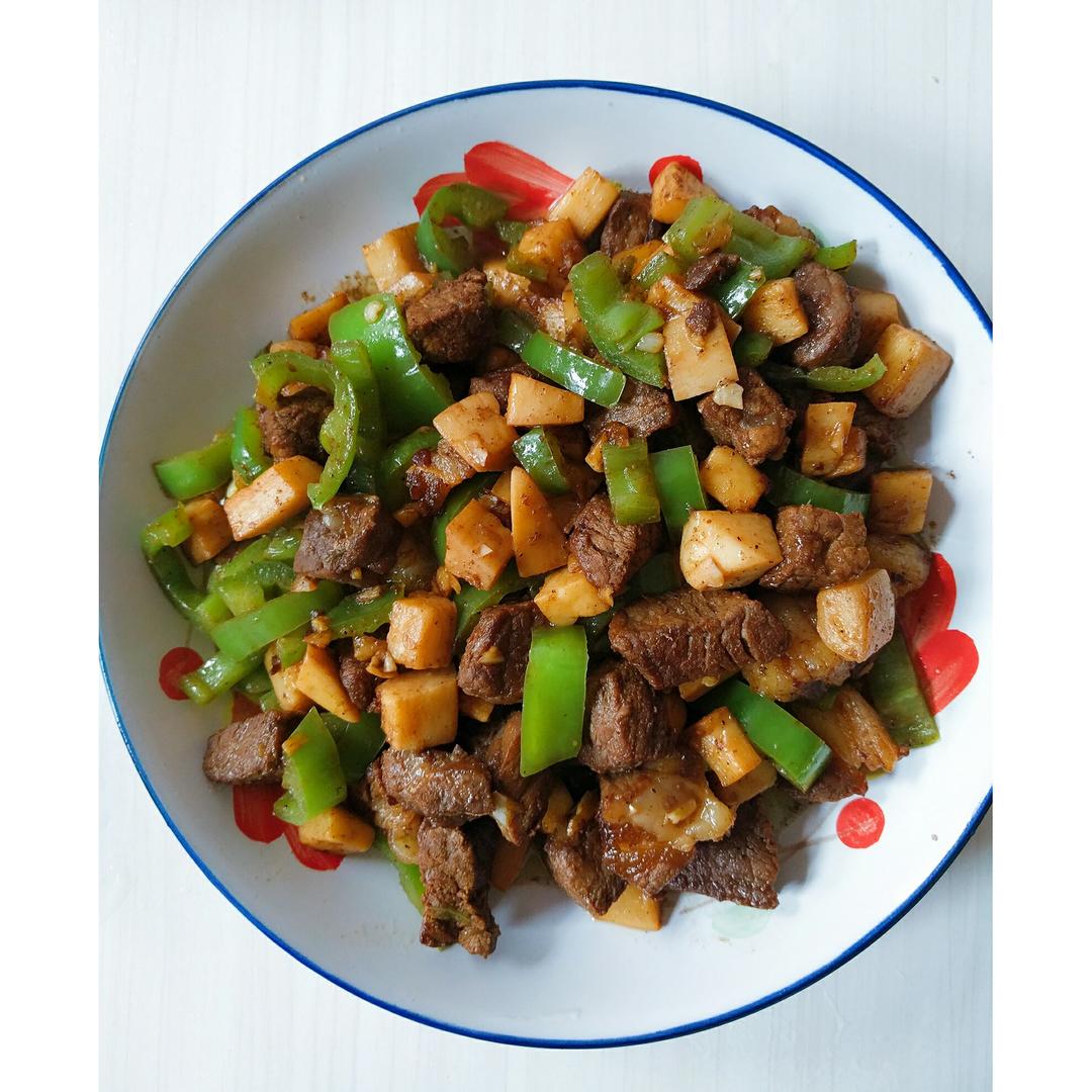 黑椒杏鲍菇牛肉粒