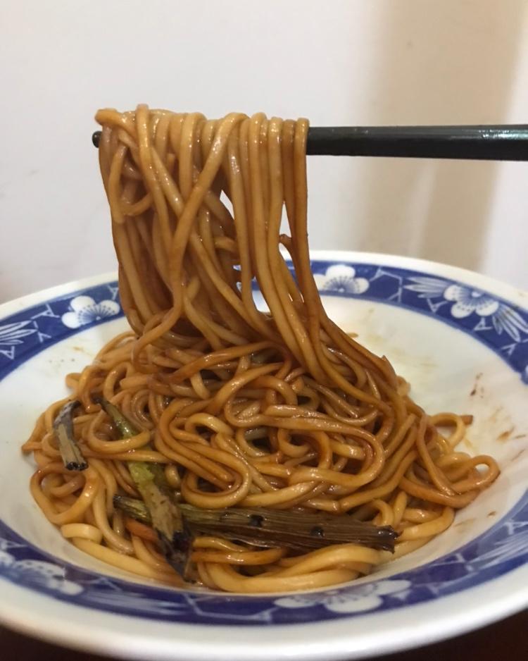 极香的葱油面