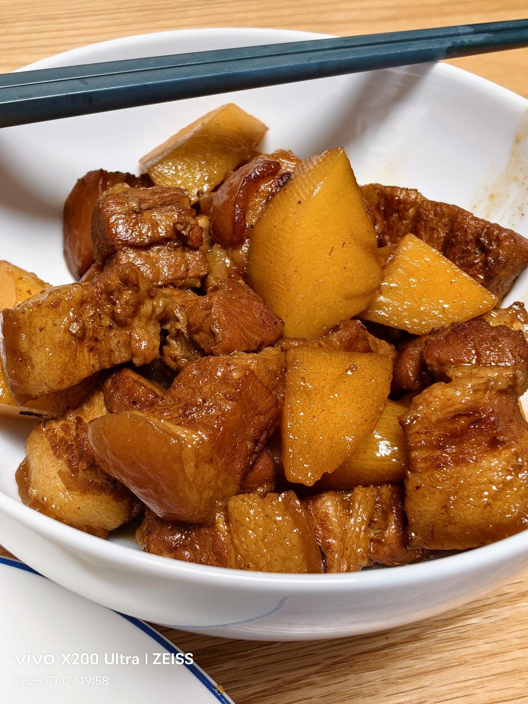 不焯水不放油的家常红烧肉