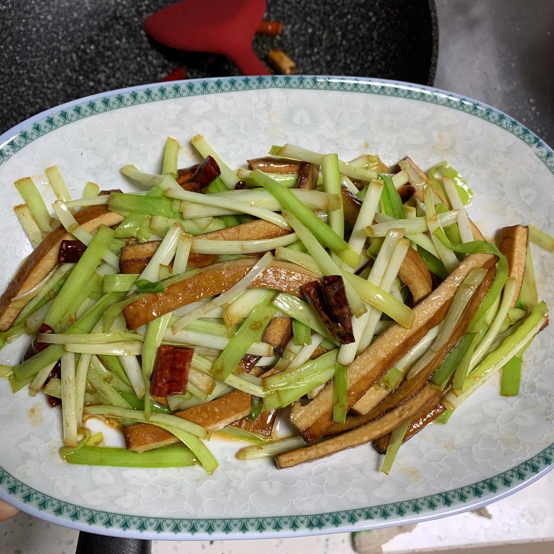 韭黄炒豆干