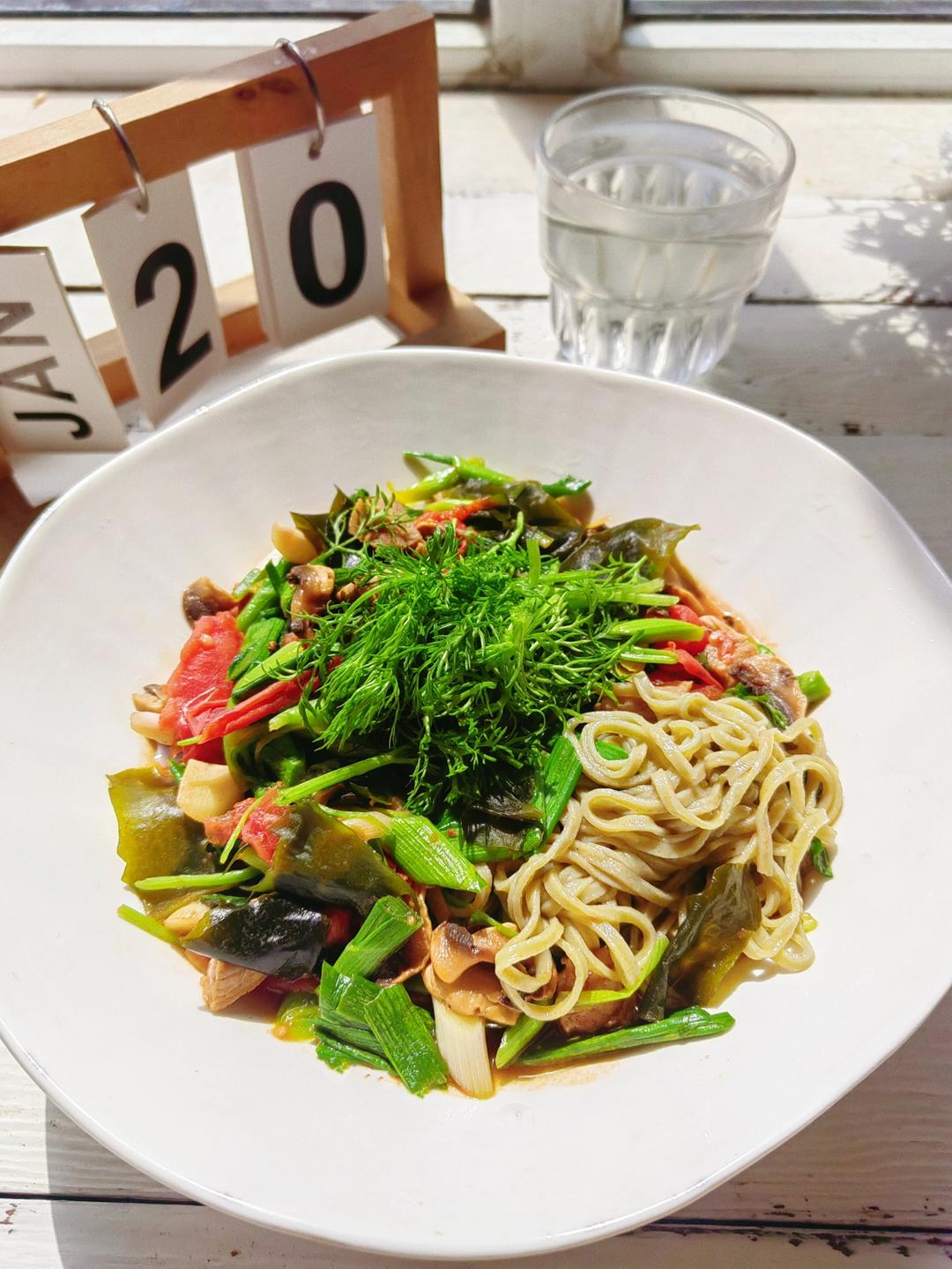 夏洛特烦恼｜茴香打卤面