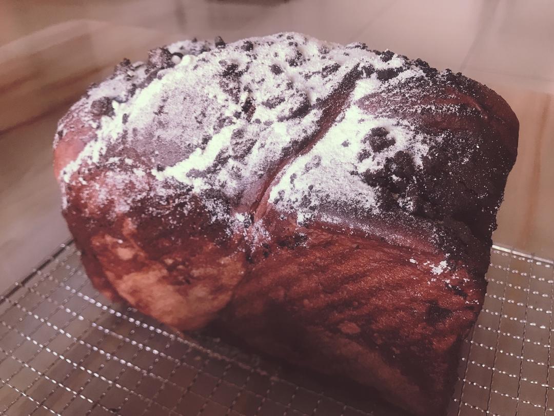 雪山巧克力吐司（巧克力奥利奥吐司面包）