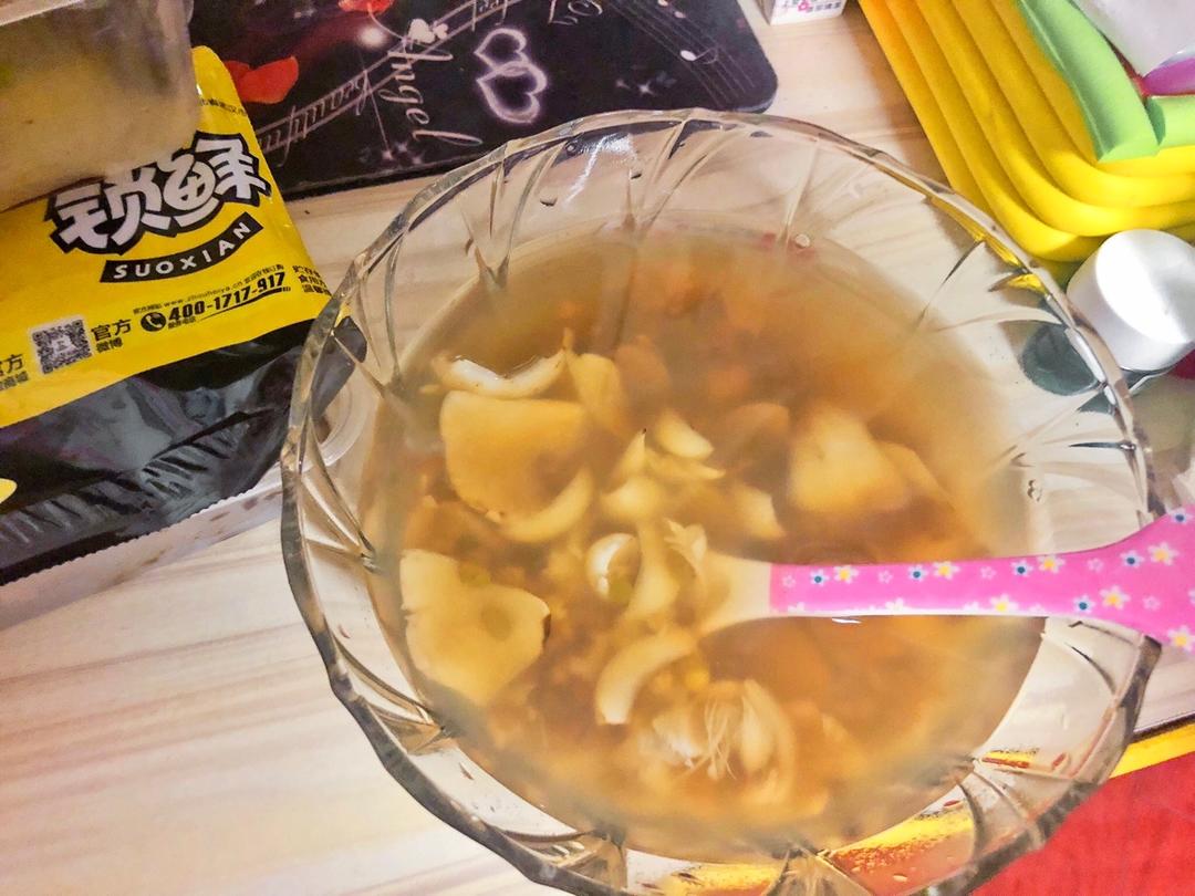 冰糖绿豆百合汤