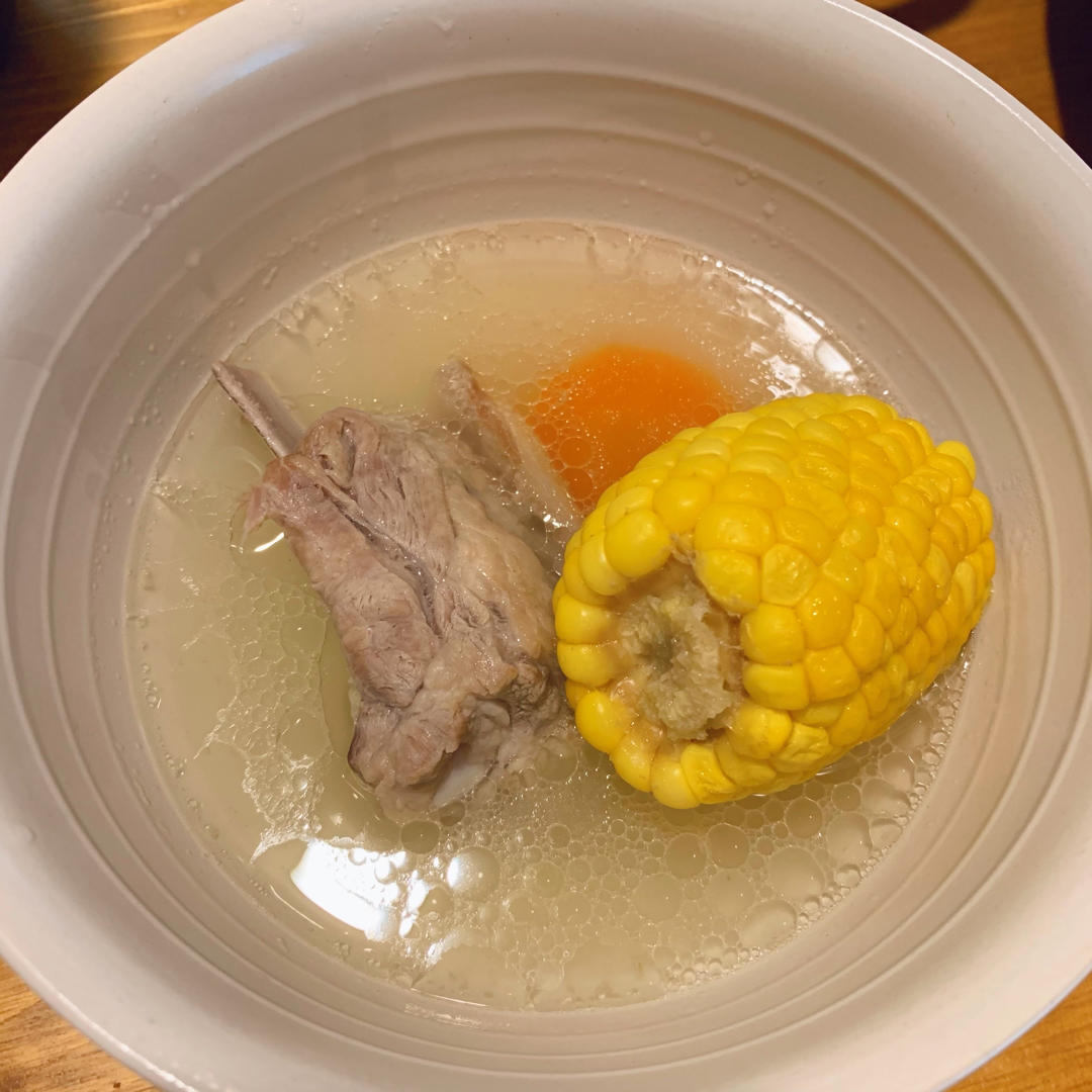 排骨玉米汤