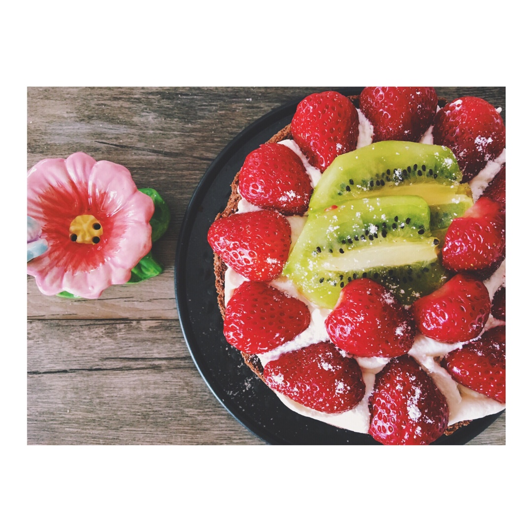 草莓玫瑰裸蛋糕（图文+视频）