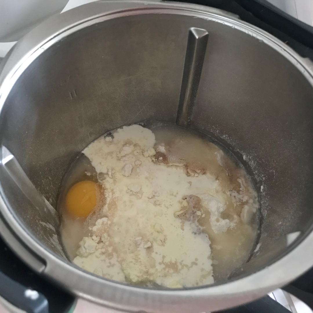 纯奶手撕吐司的做法 步骤1