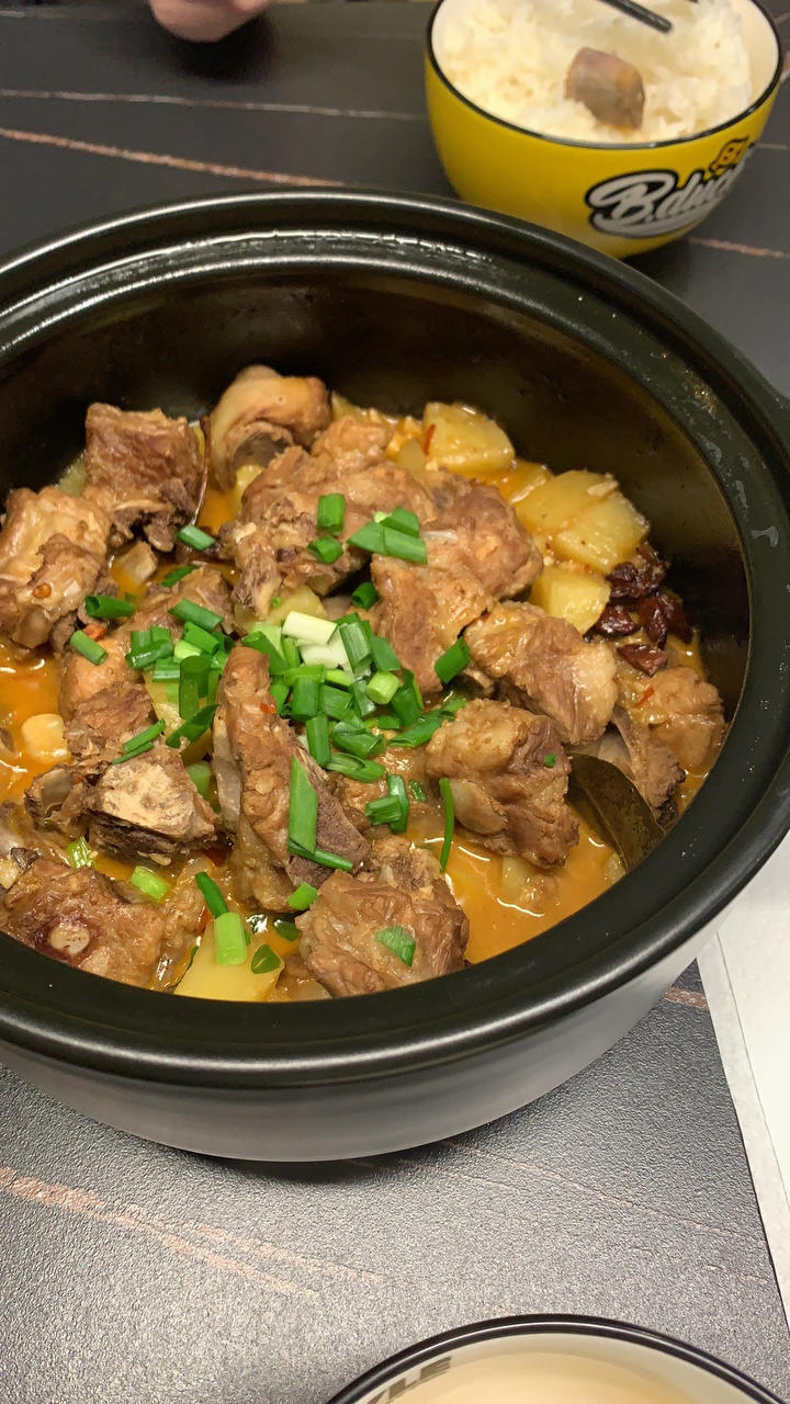 土豆烧排骨