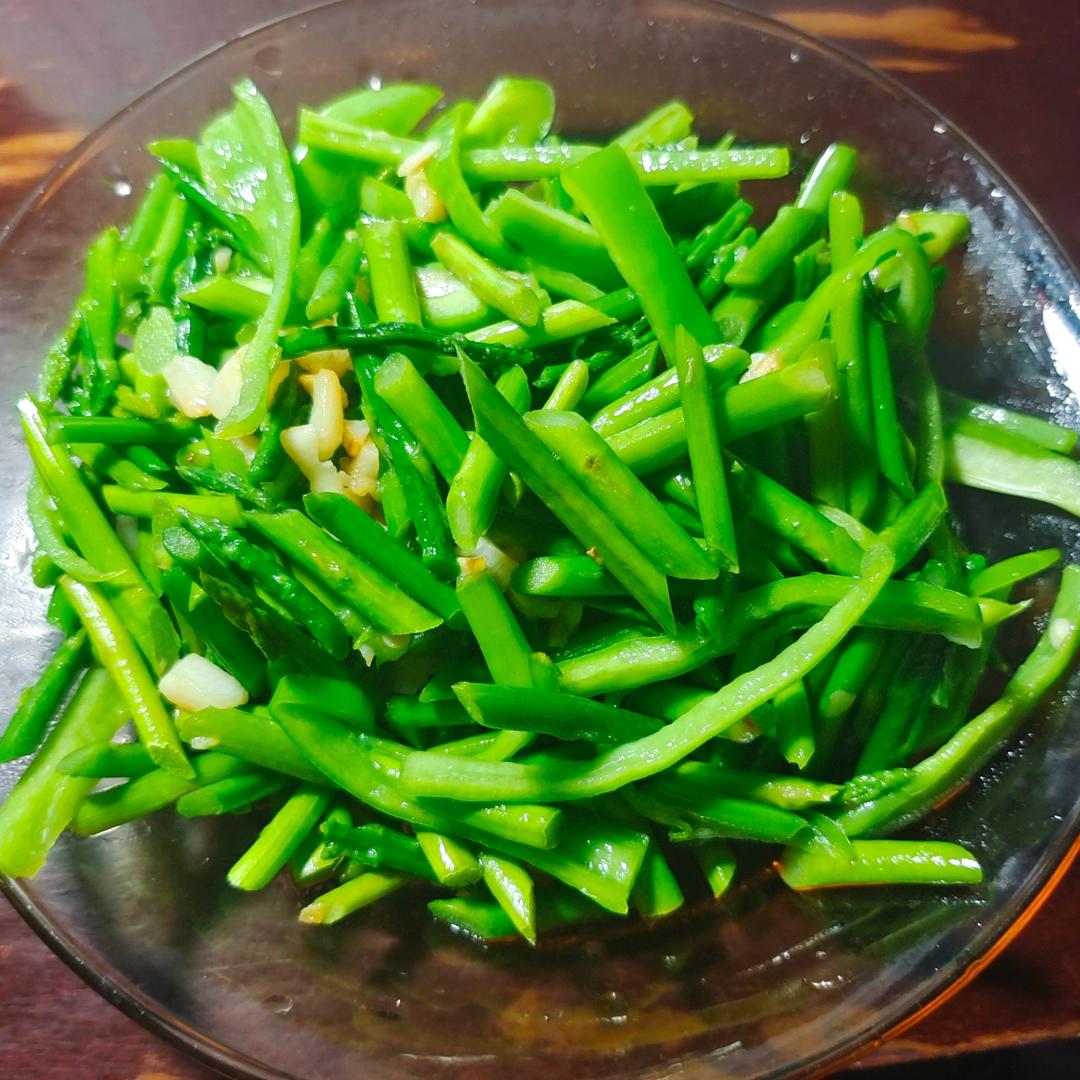 清炒芦笋（超级嫩！！！）