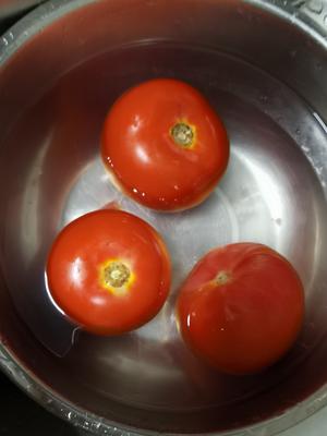 番茄洋葱牛肉粒意大利面🍝的做法 步骤1