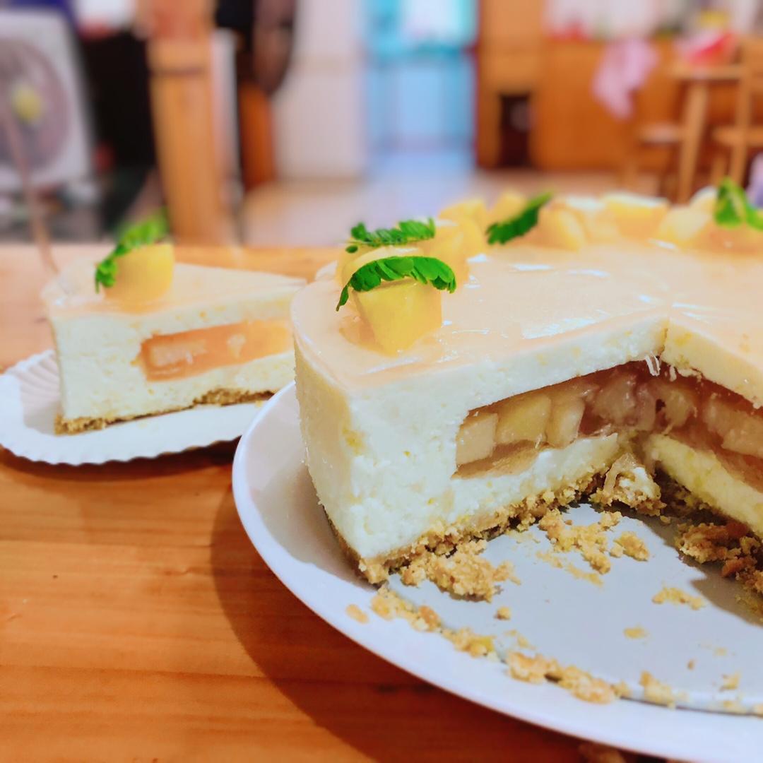 夏恬蜜桃乳酪慕斯蛋糕（6寸）