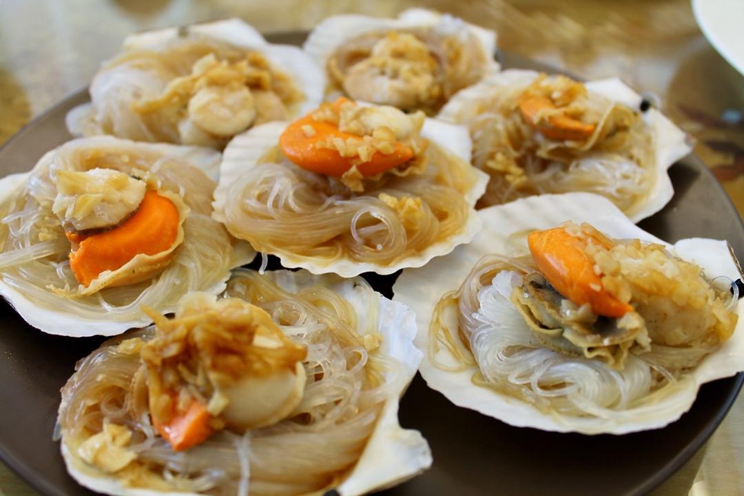 蒜蓉粉丝蒸扇贝