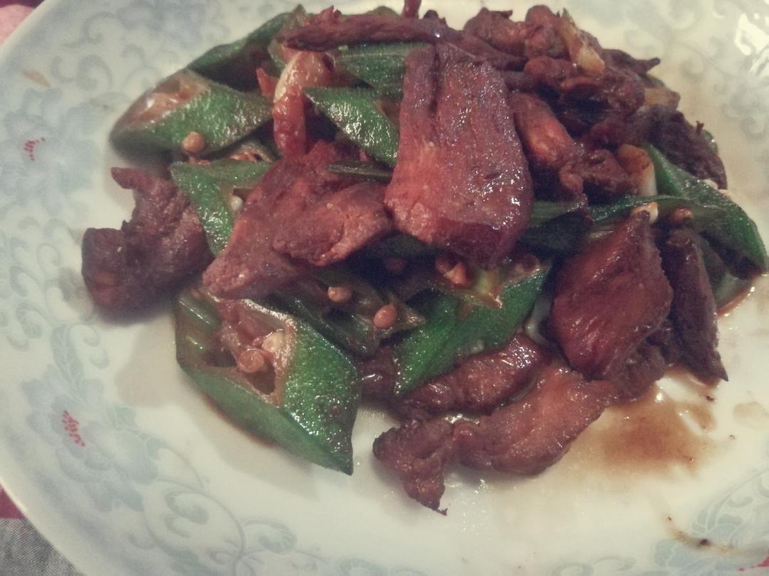 秋葵炒肉