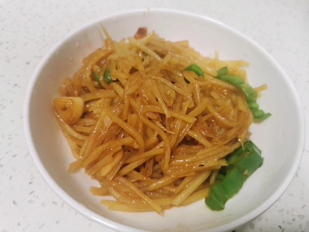 青椒土豆丝（炒制不粘锅，入口不软烂）