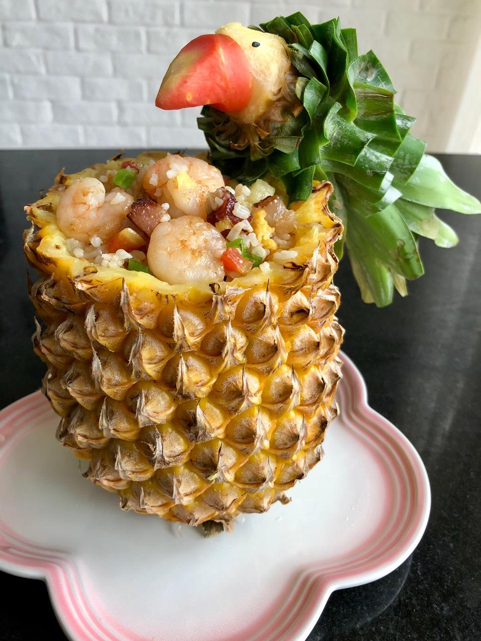 鸟语花香菠萝炒饭