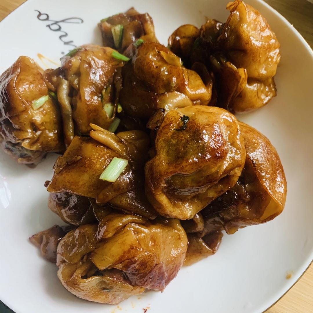 糖醋炒馄饨（五分钟菜谱）