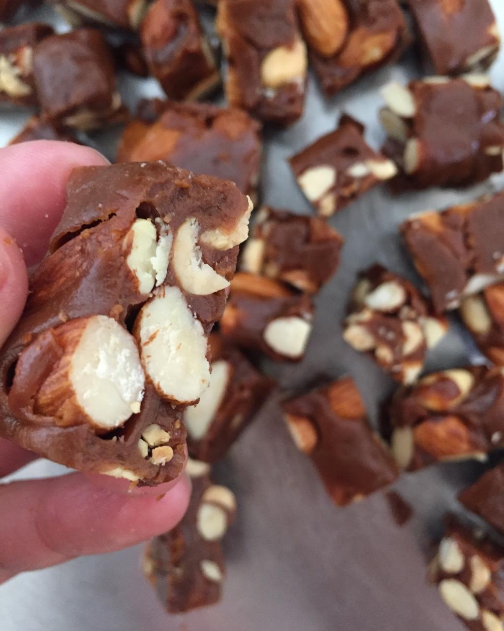 比牛轧糖还要好吃的花生太妃糖（消耗淡奶油）