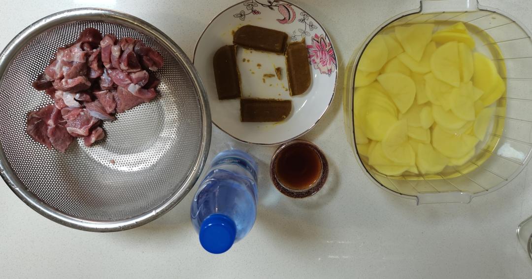 土豆羊肉片