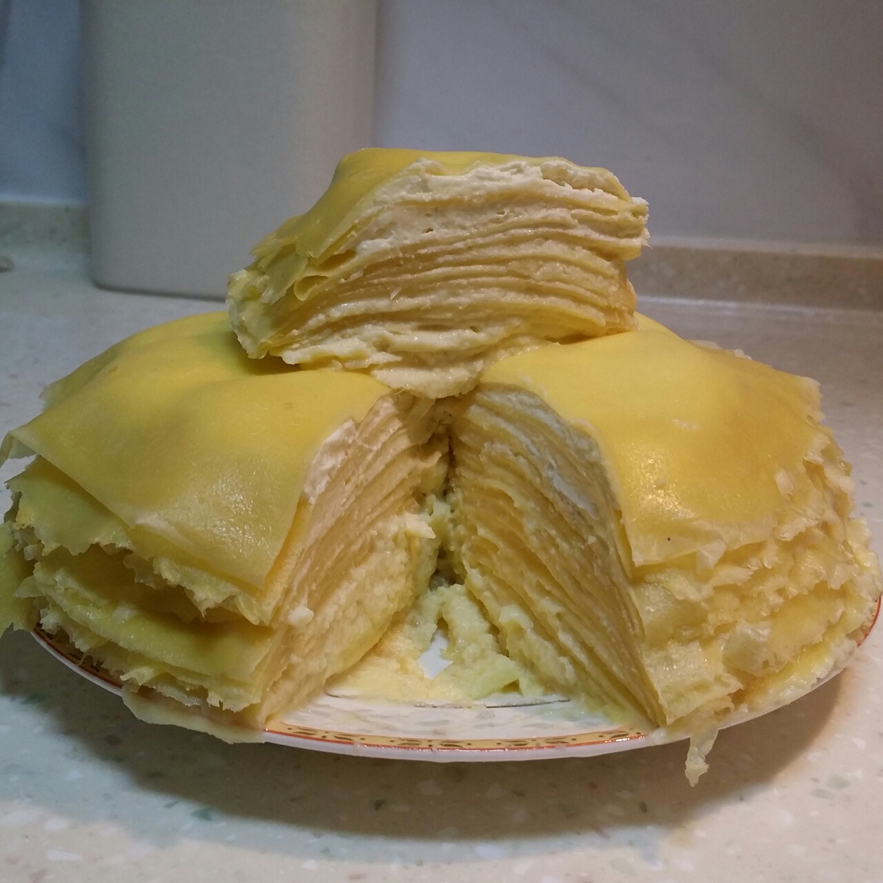 榴莲千层蛋糕（stratiform cake）