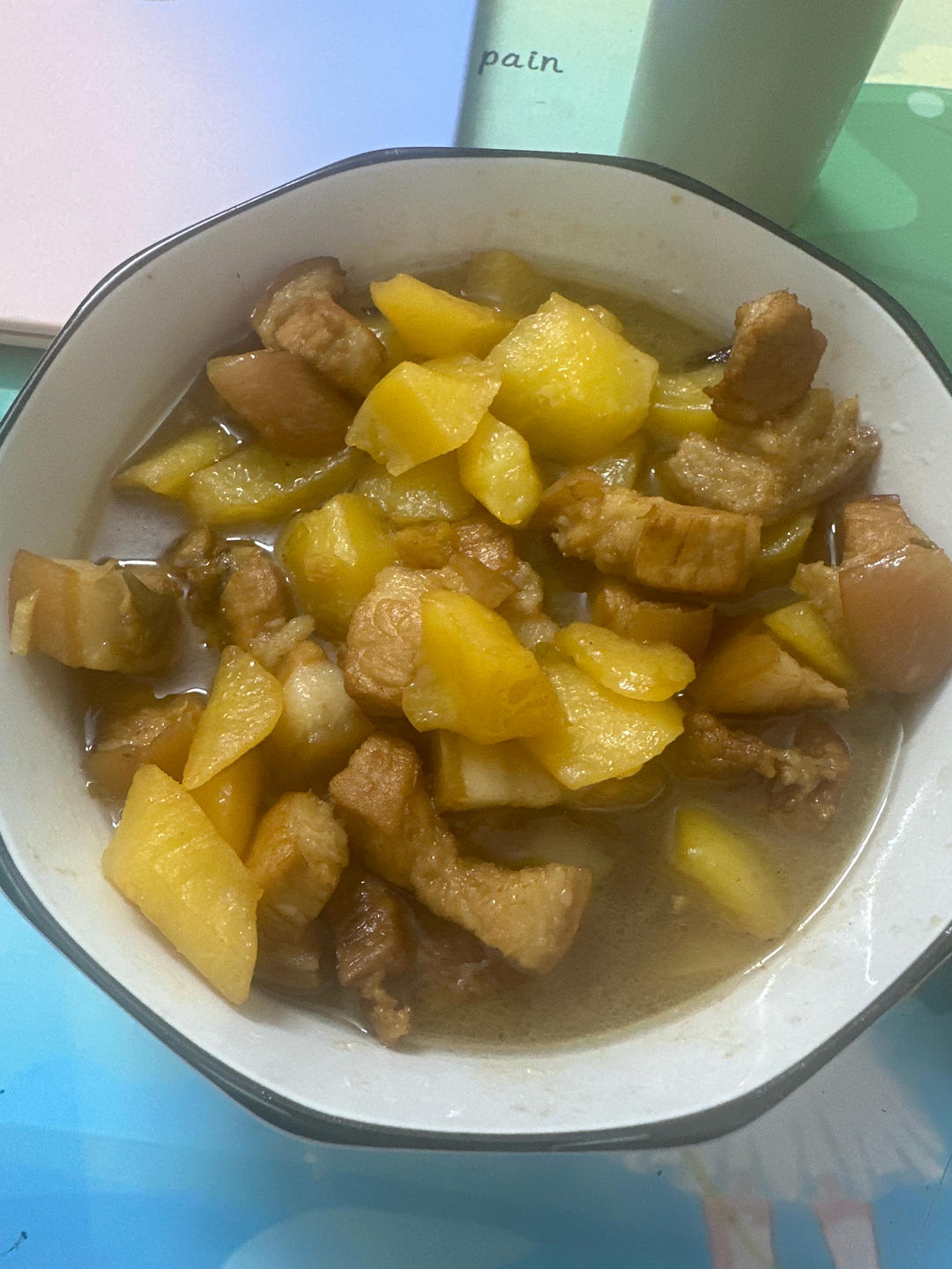 红烧肉炖土豆（丝毫不腻）