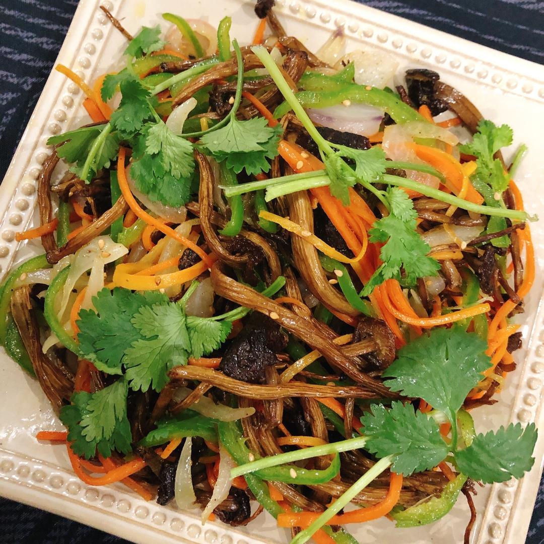 干煸茶树菇